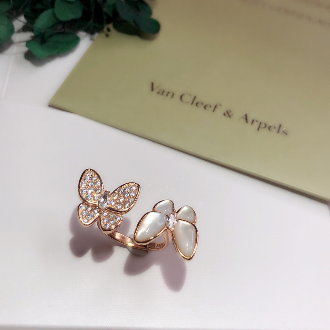 V*n Cl**f & Arpels Two Butterfly Ring