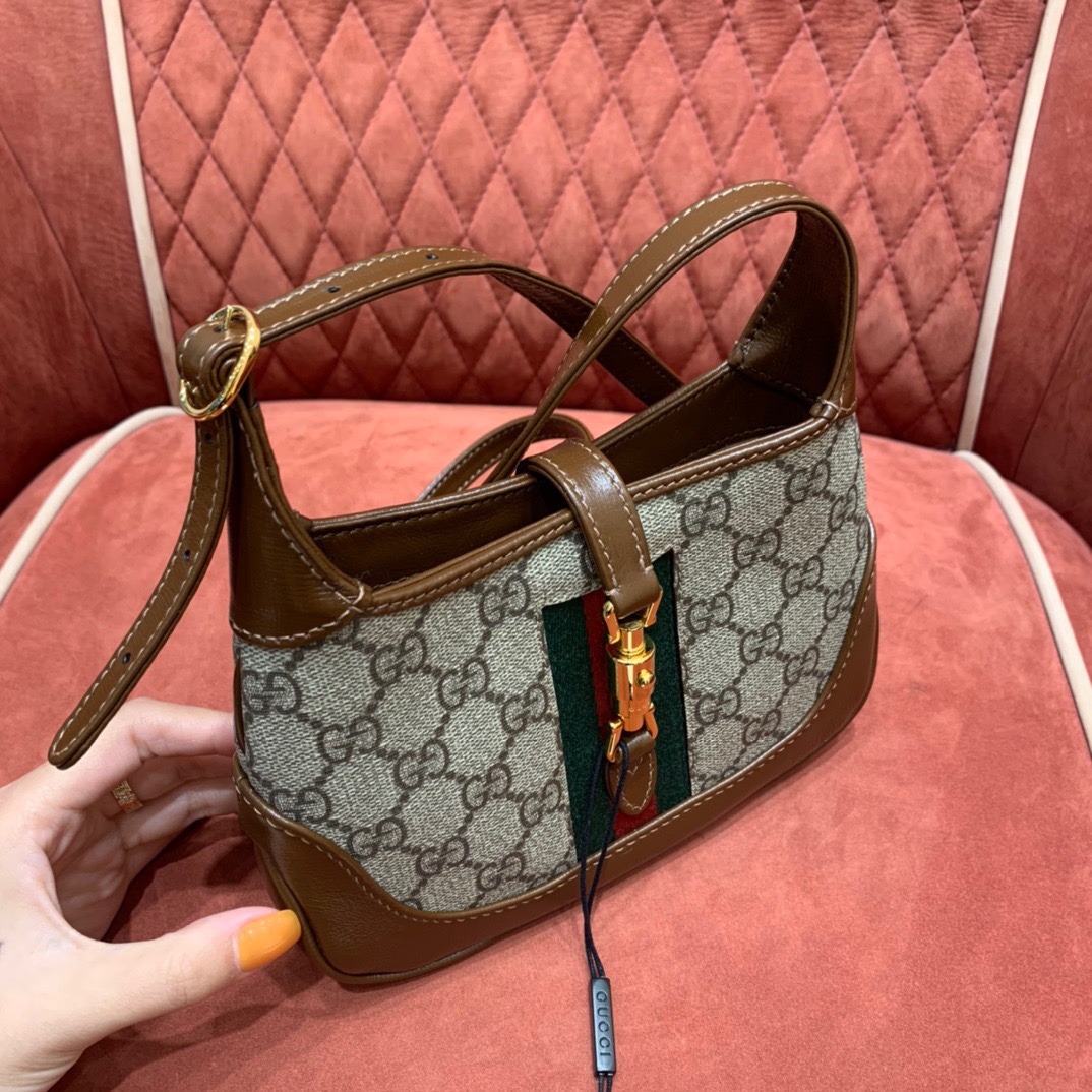 Gv*c1 Jackie bag