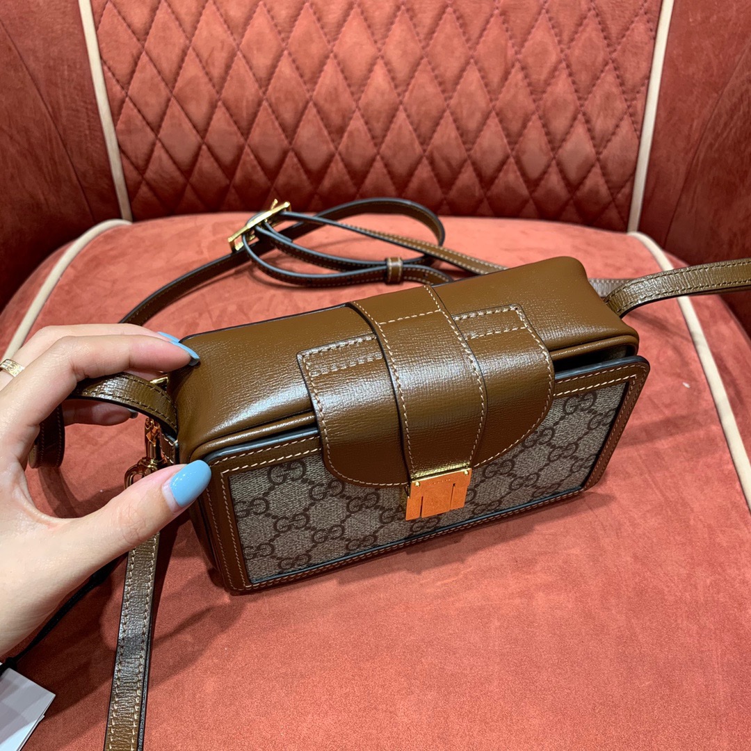 Svp*me box bag