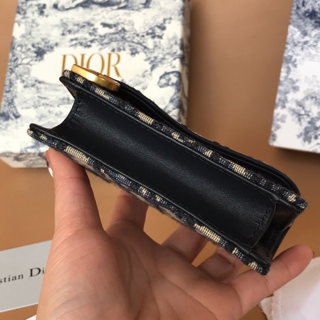 D10r Case Card