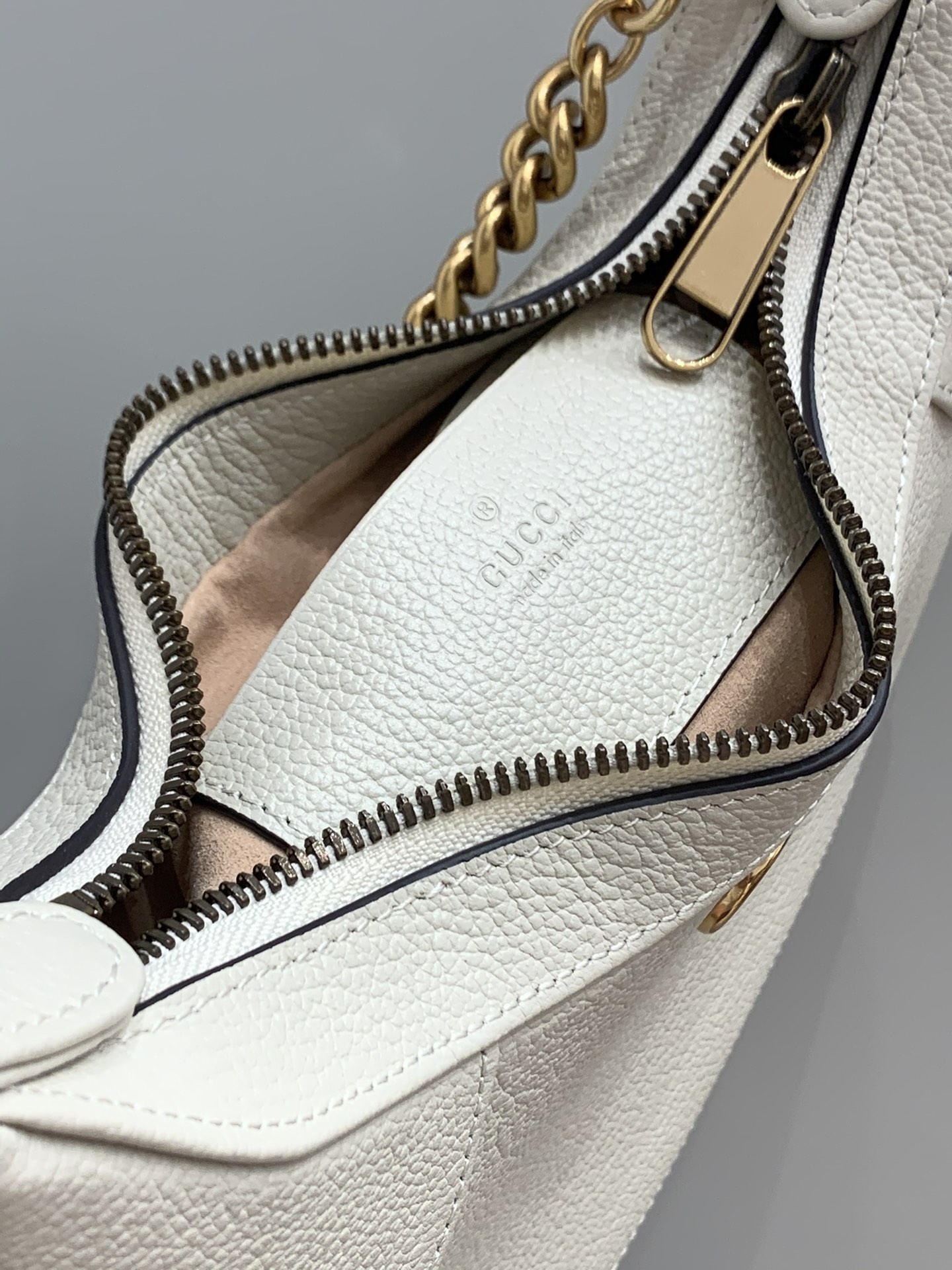 Aphrodite handbag