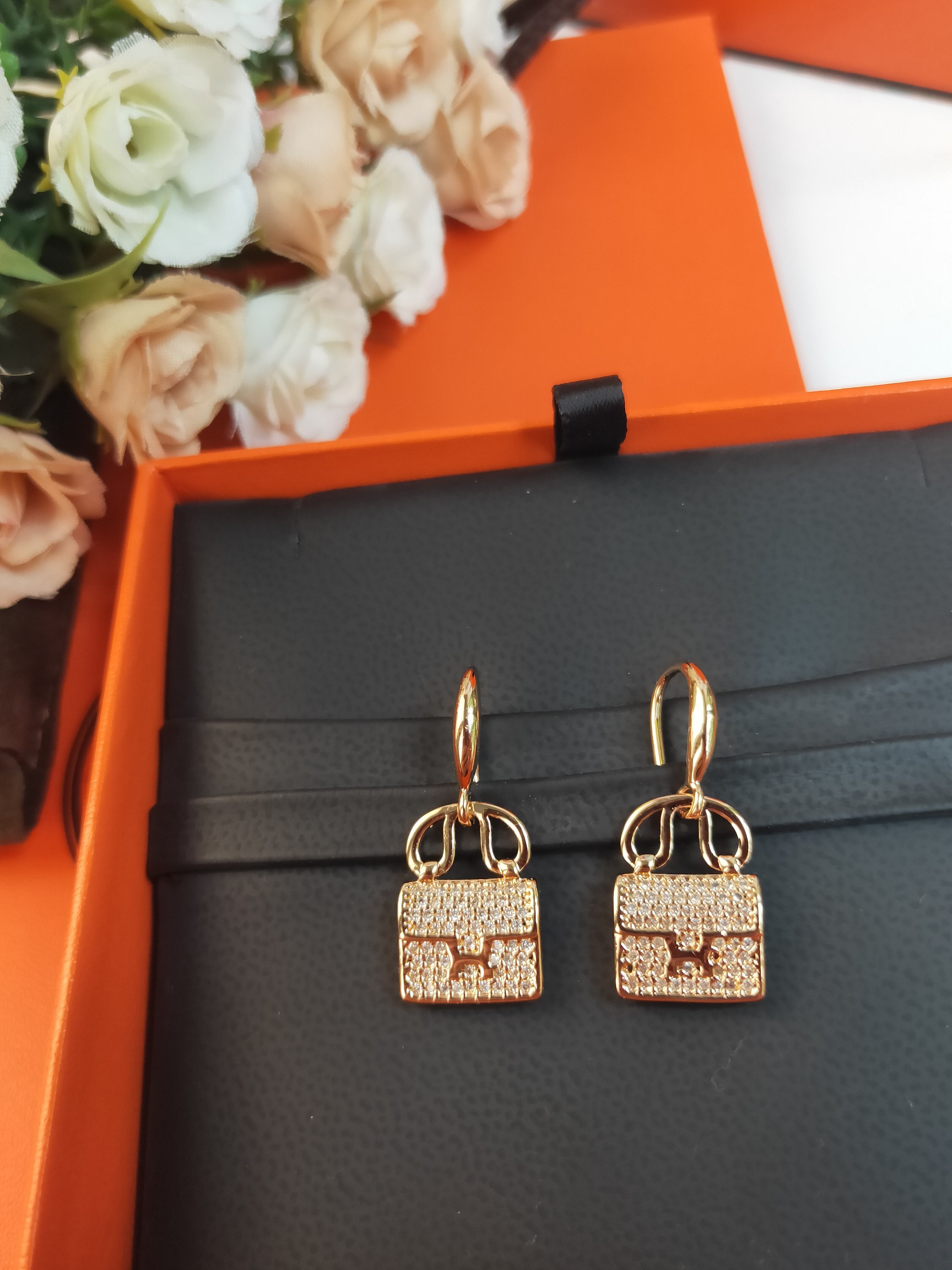 H**me5 Constance Amulette Earrings