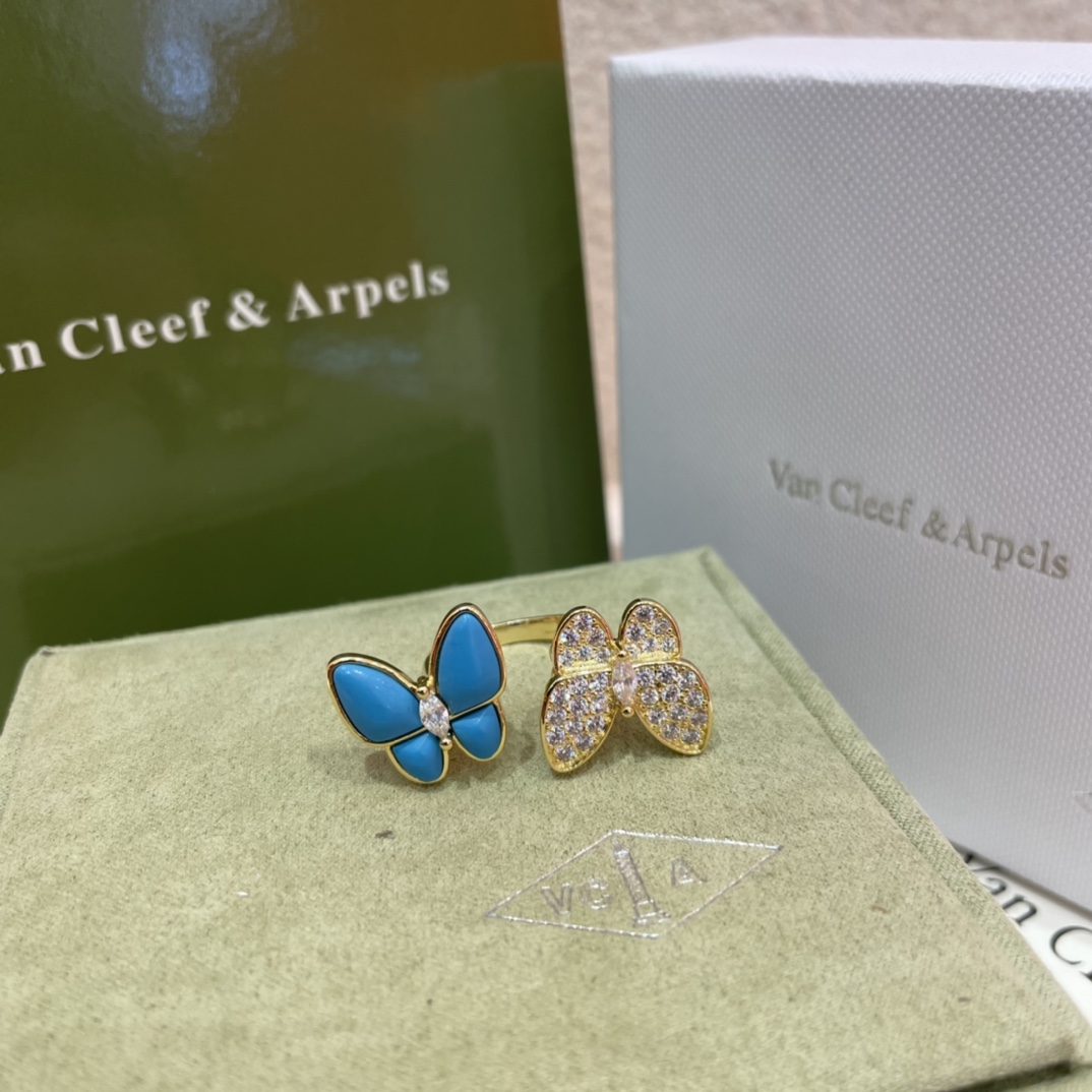 V*n Cl**f & Arpels Two Butterfly Ring