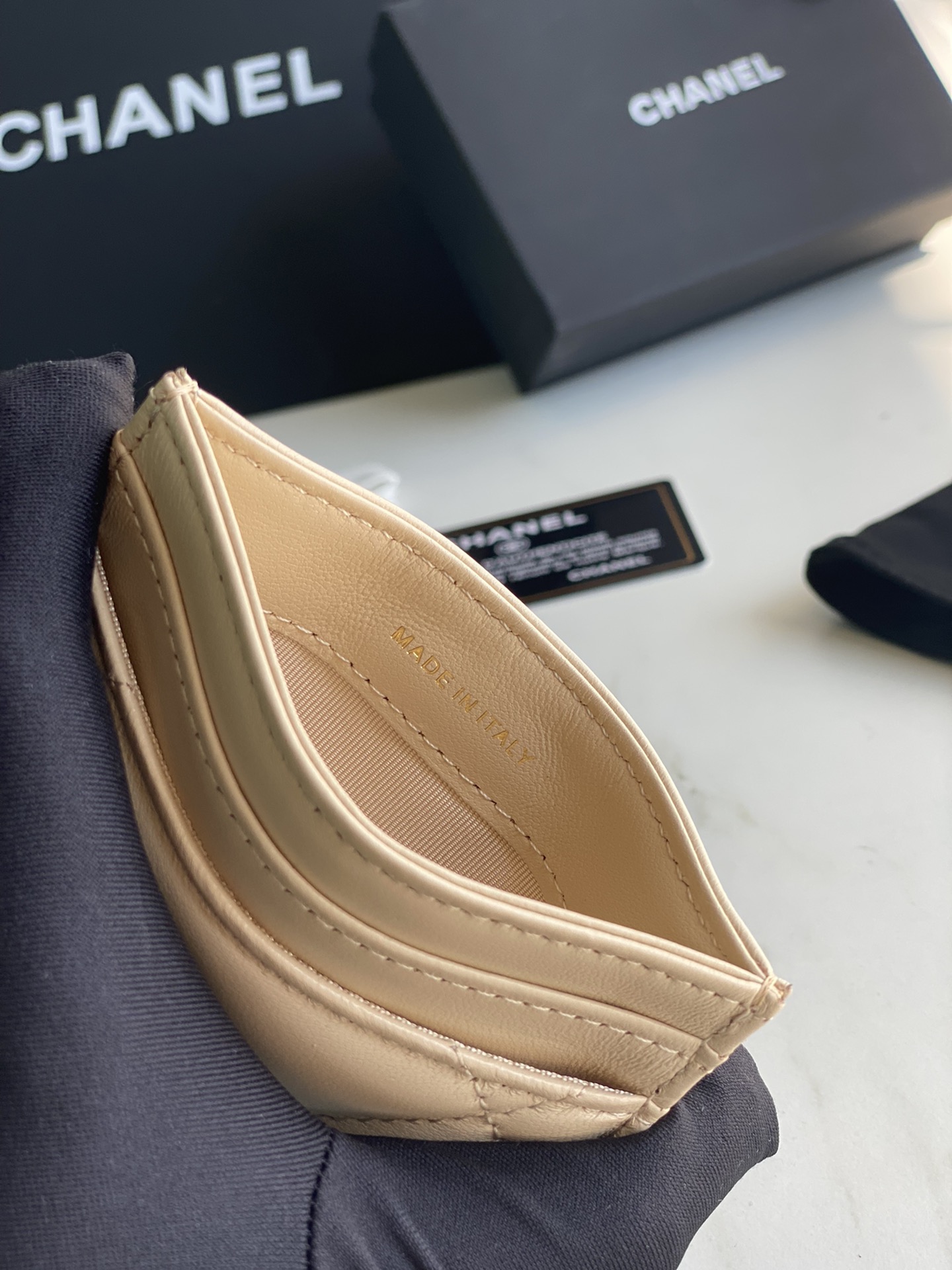 Ch**el 19 CARD HOLDER