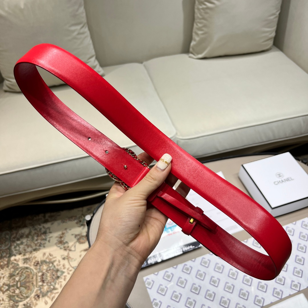 Ch**el leather belt