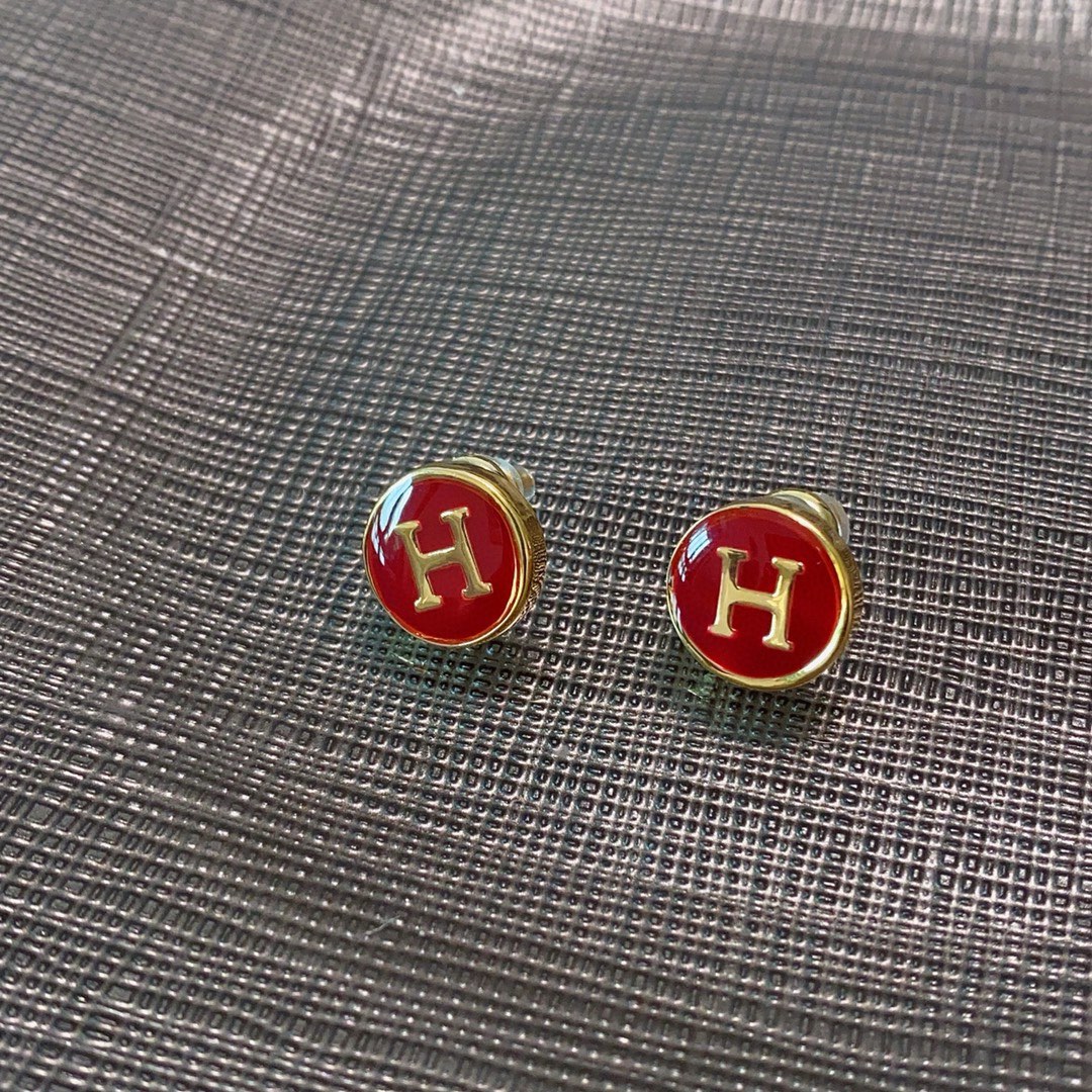 H**me5 H Letter Earrings