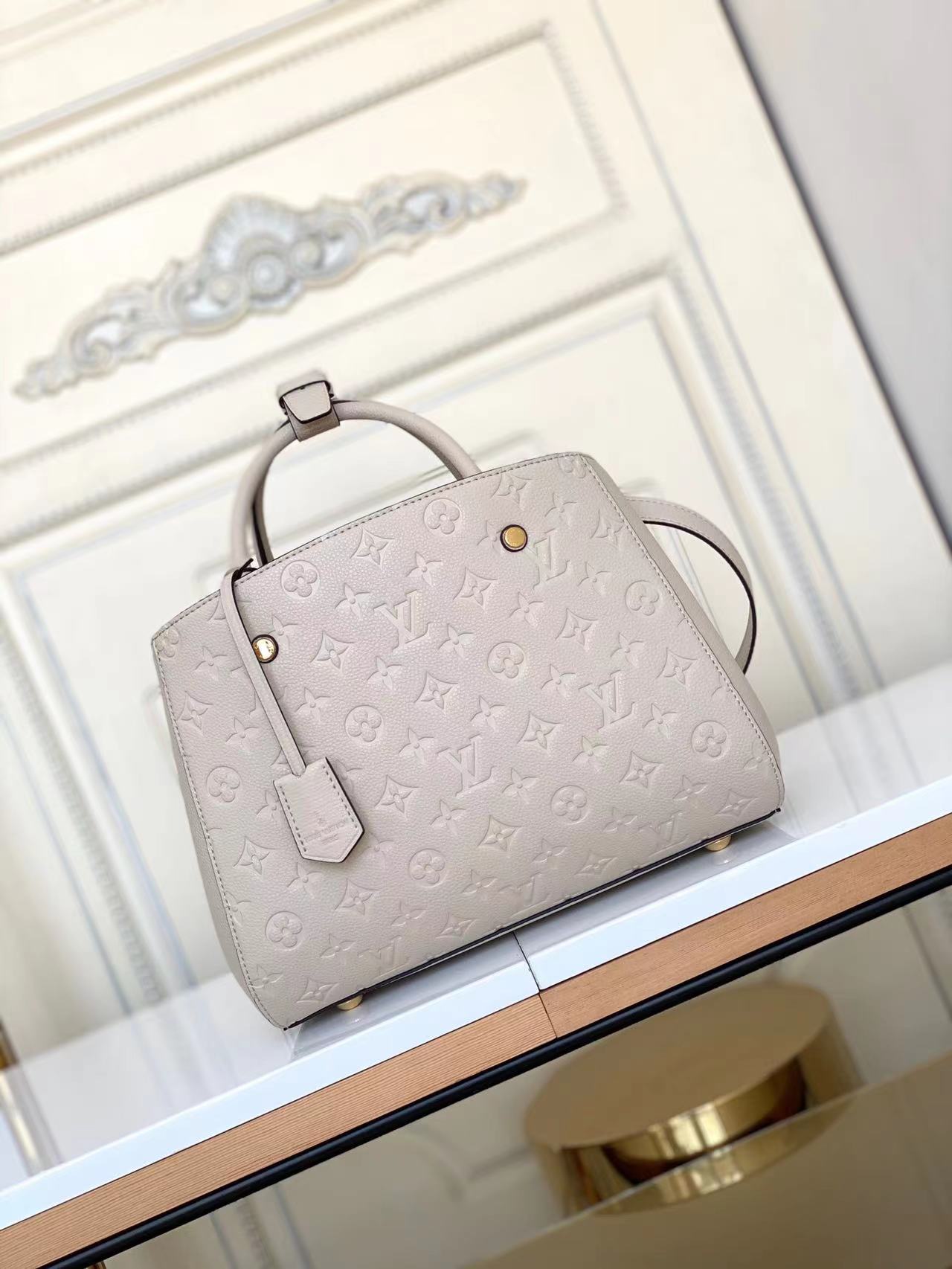 Montaigne MM Empreinte Leather