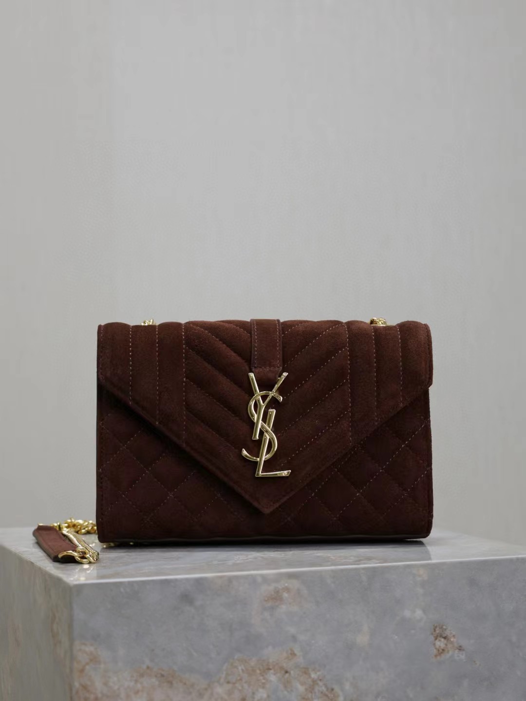Sa1nt Lau*nt Envelope Triquilt Small Y51 Shoulder Bag in Suede