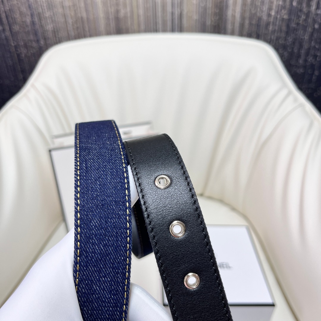ch**el pre-owned 1990s cc turn-lock De*1m belt