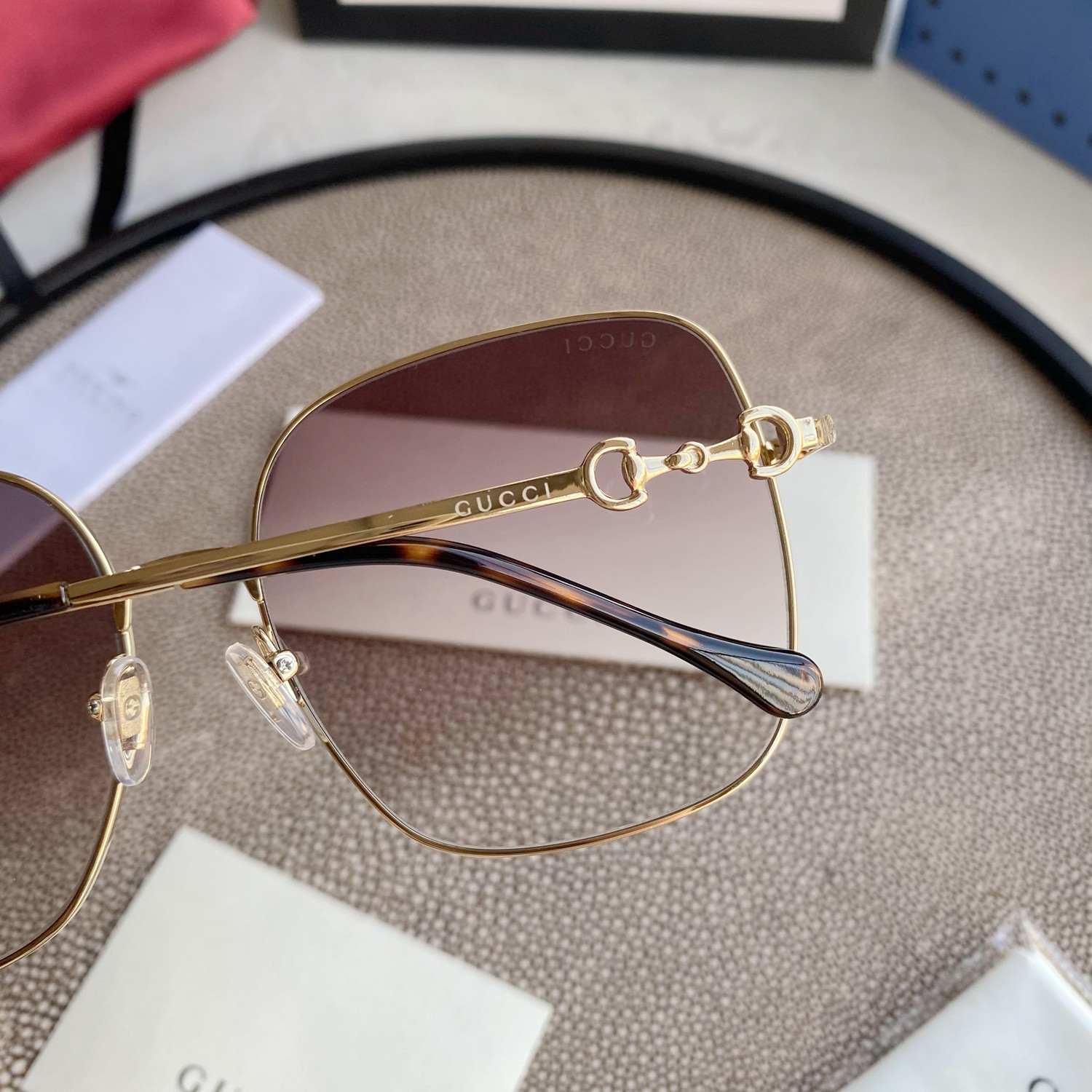 SQUARE-FRAME SUNGLASSES