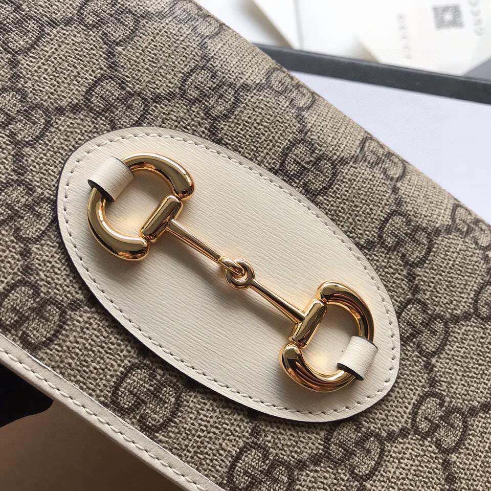 Gvc*1 Horsebit 1955 wallet with chain