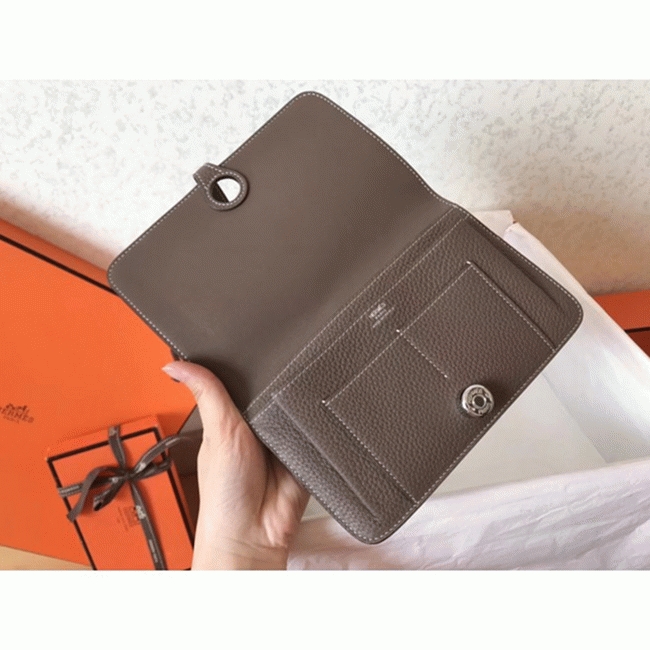 Black taupe knockoff H**me5 Dogon duo wallet