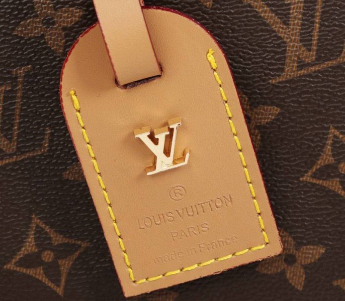 L0vis Vvtt0n Monogram Canvas Odeon MM Bag In Natural