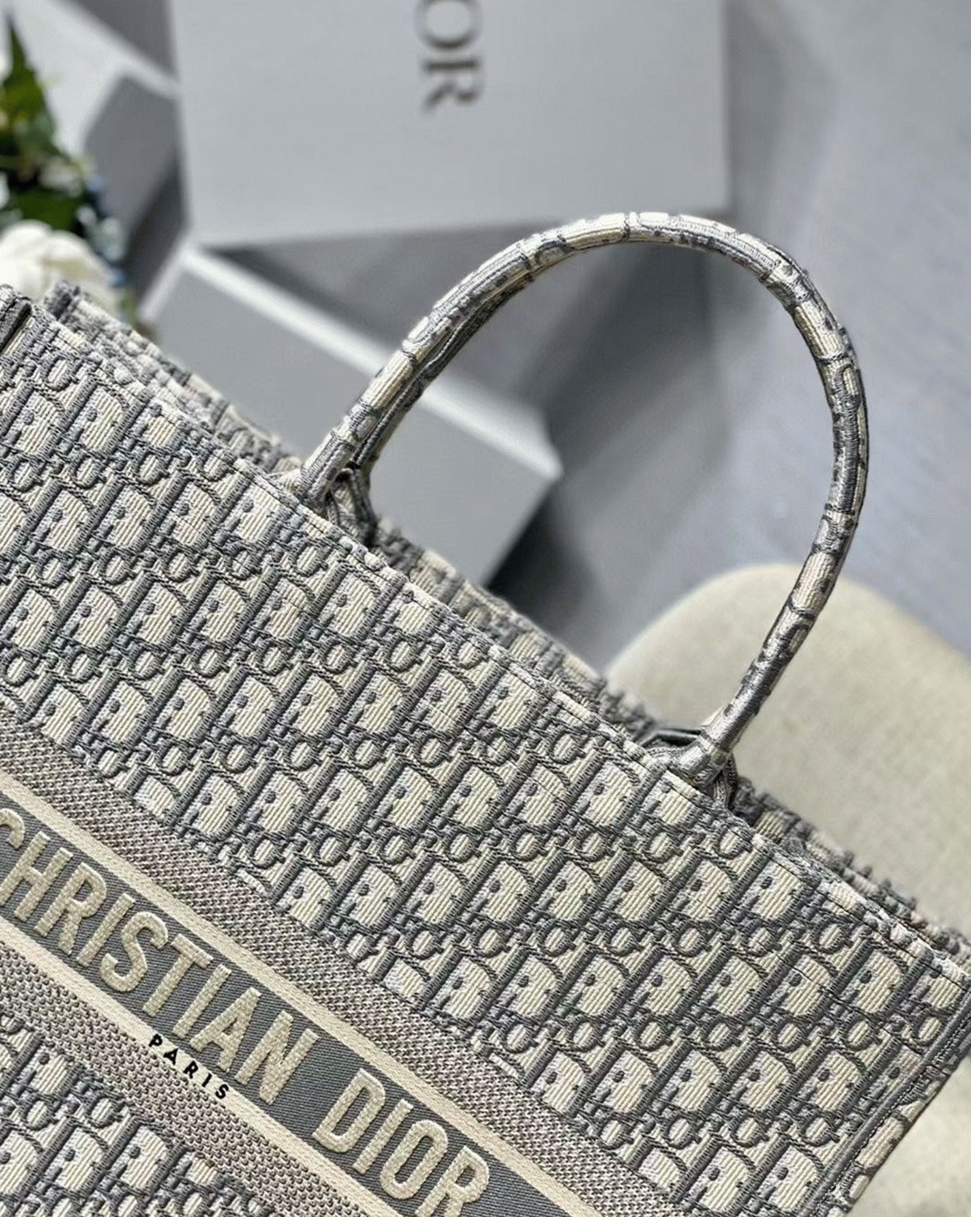 D10r Large Book Tote Bag Replica in Grey D10r Oblique Embroidery