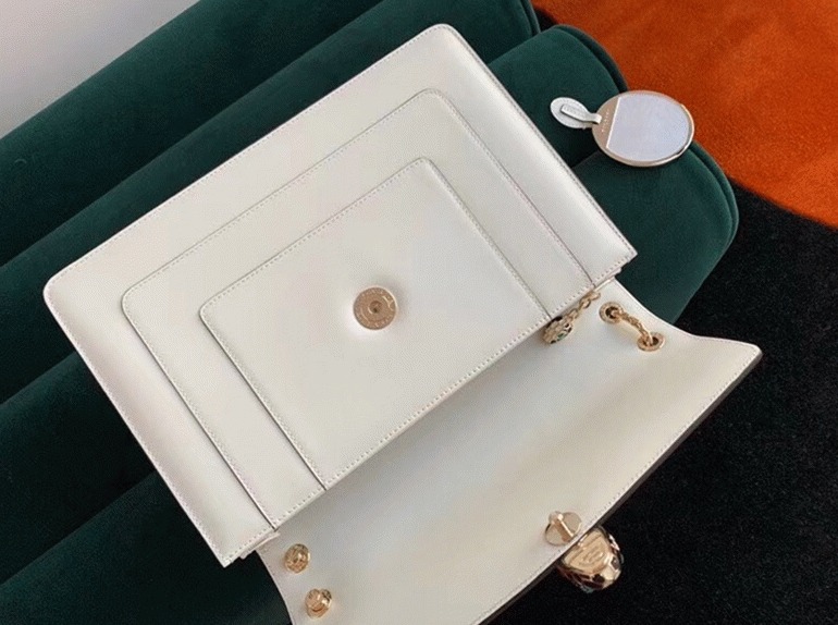 Replica Bv1g*ai Serpenti Forever Large Shoulder Bag White Calfskin