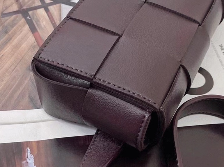 Replica B0tt*ga Ven*ta Cassette Belt Bag Grape
