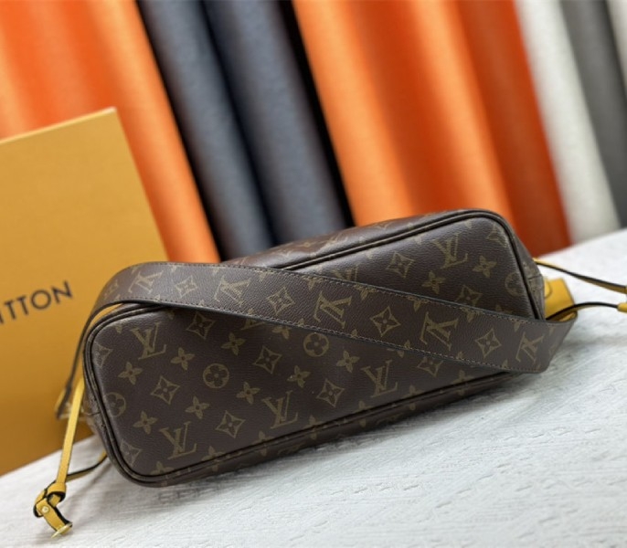 L0vis Vvtt0n Neverfull Bandouliere Inside Out MM Tote In Monogram Canvas And Yellow Textile And Leather
