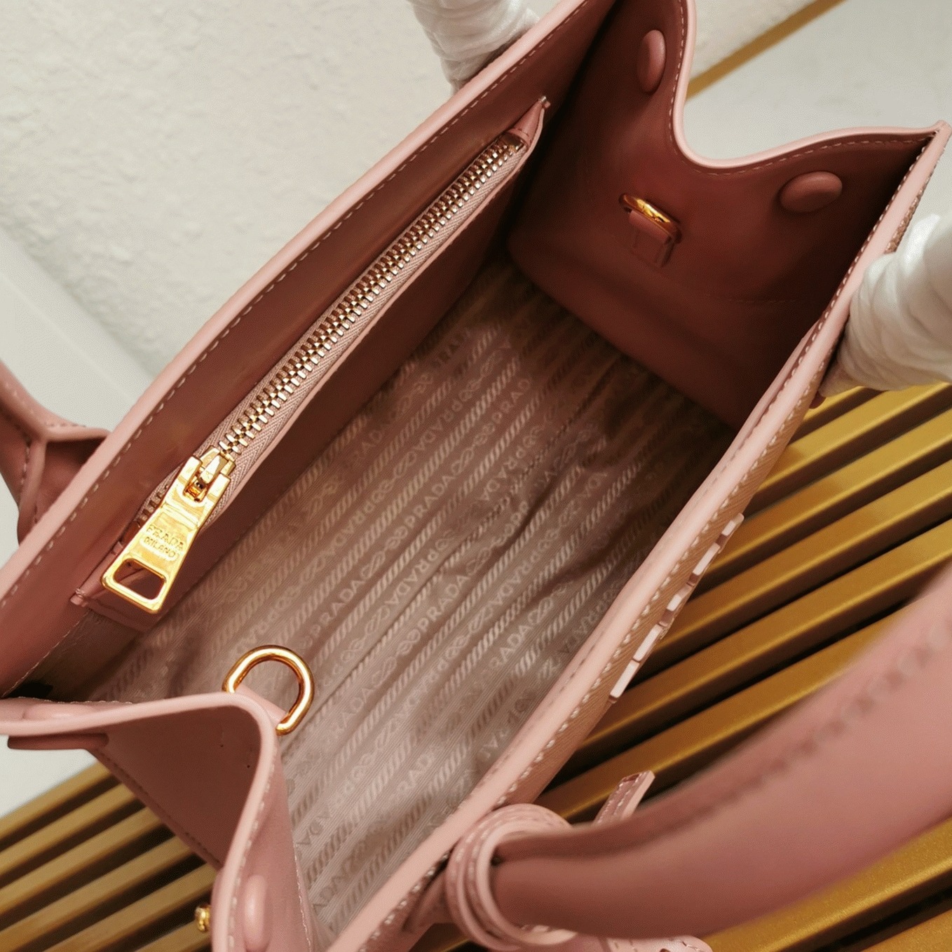 Pra*a Monochrome Small Bag Replica in Pink