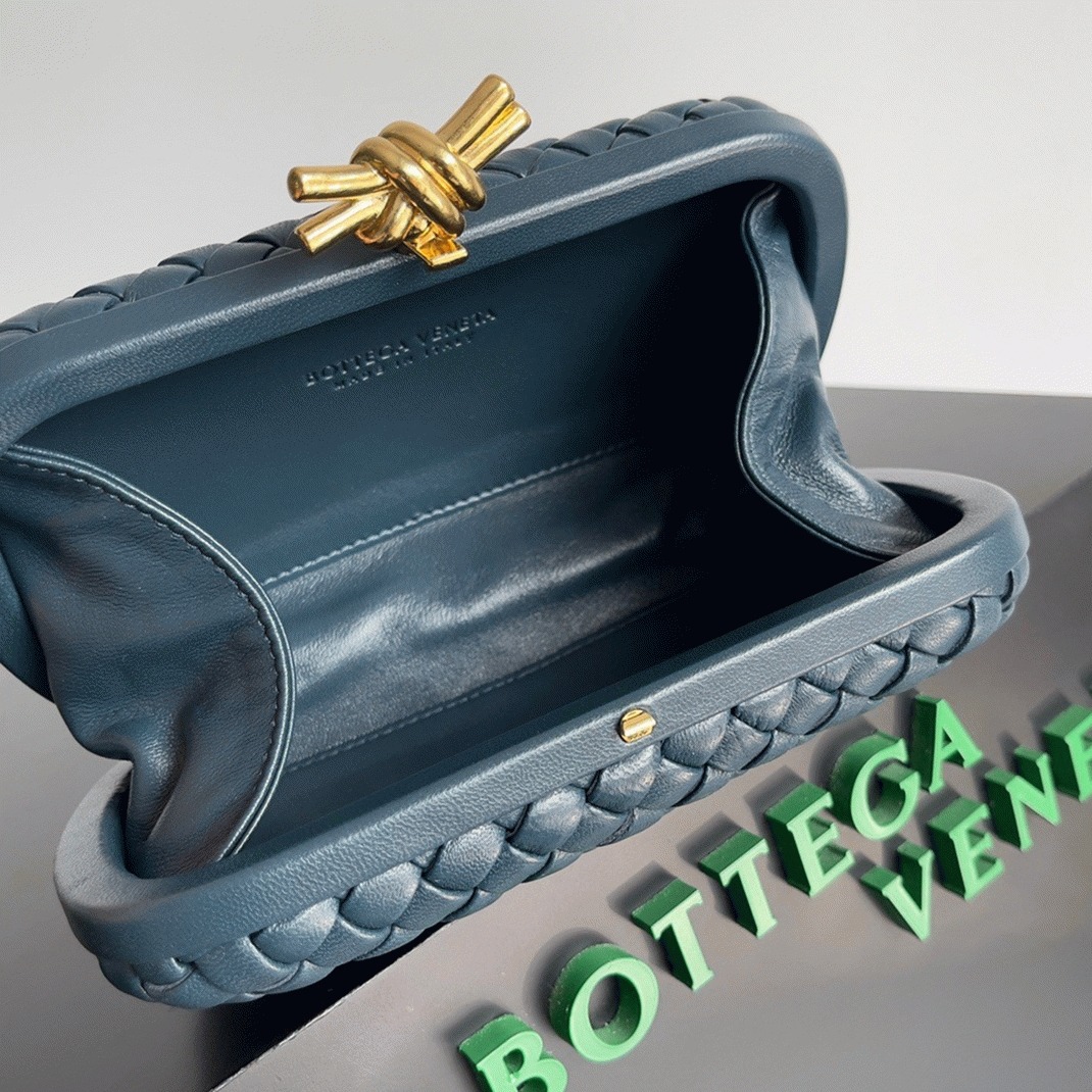 Replica B0tt*ga Ven*ta Knot Minaudiere Clutch Space