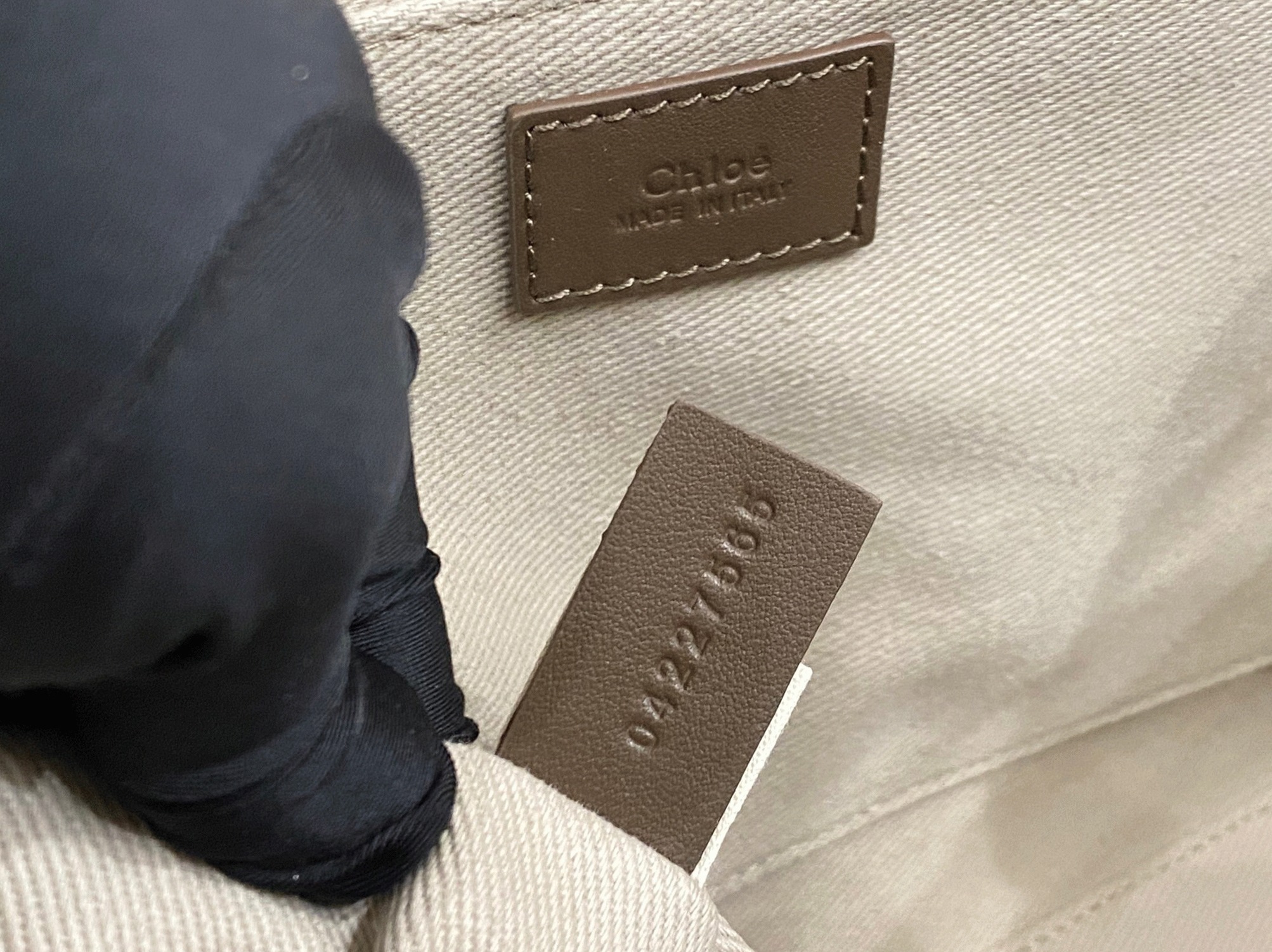 top quality replica Ch10e woody medium tote bag in army green calfskin
