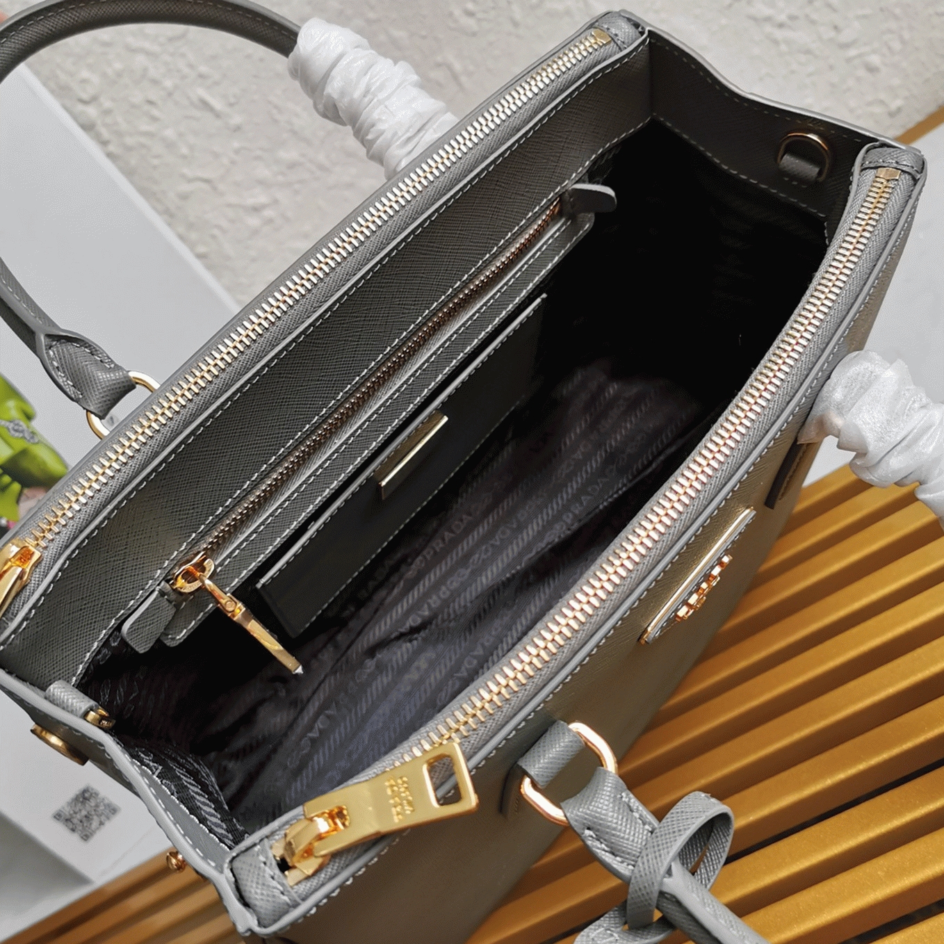 Grey Pra*a Galleria Medium Bag Replica