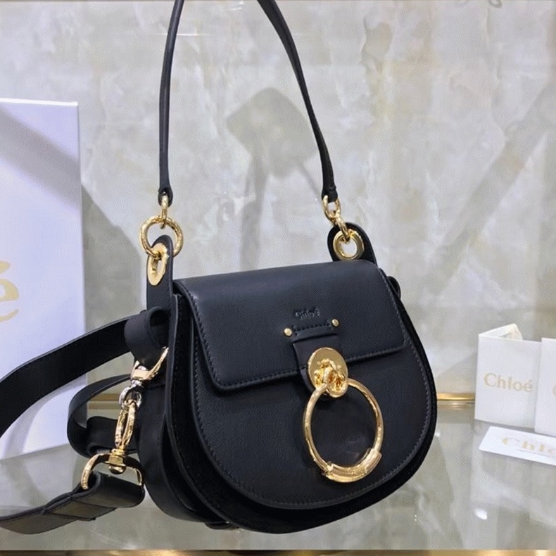 top quality knockoff Ch10e small tess shoulder bag in black calfskin