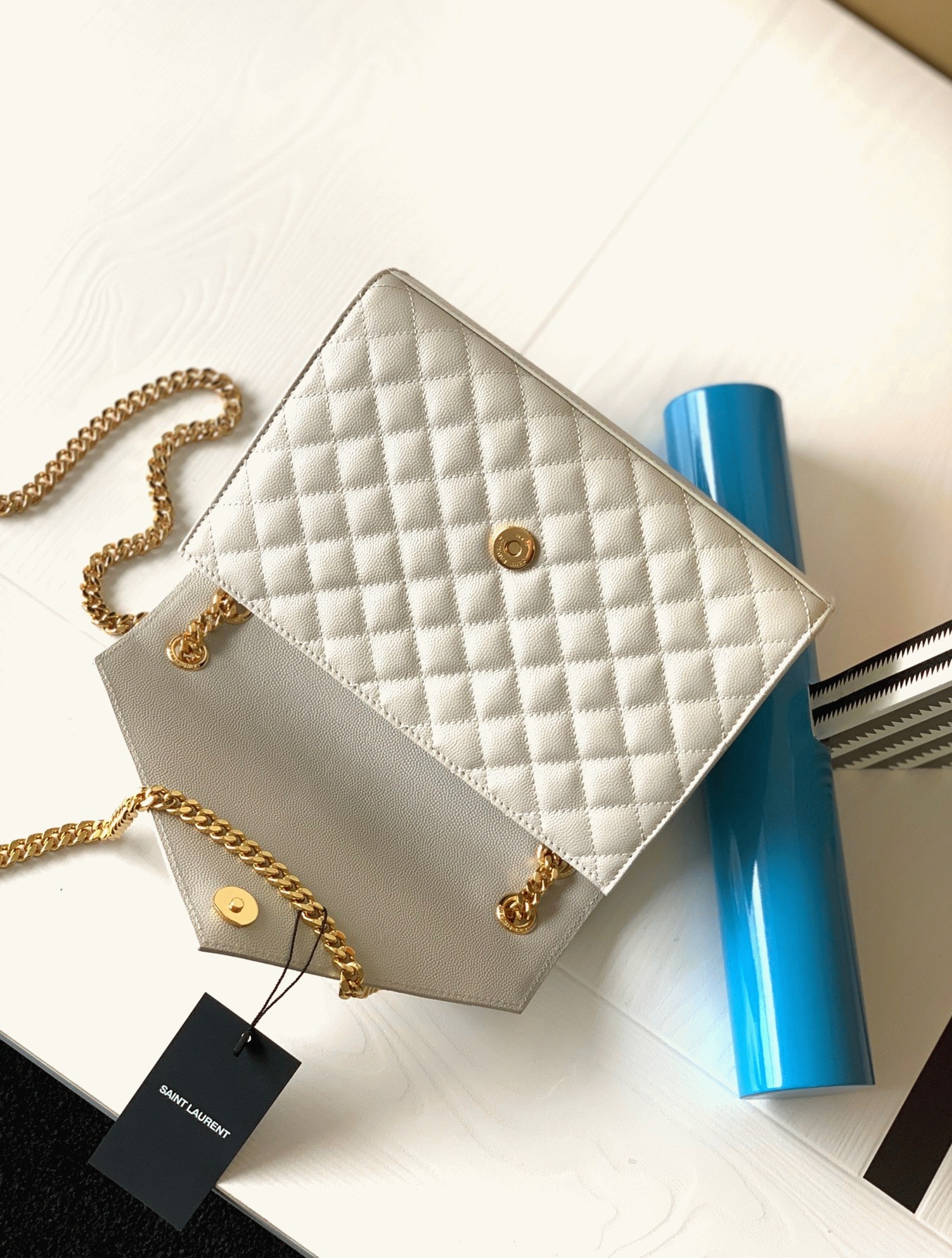 Replica Sa1nt Lau*nt Envelope Medium Bag White