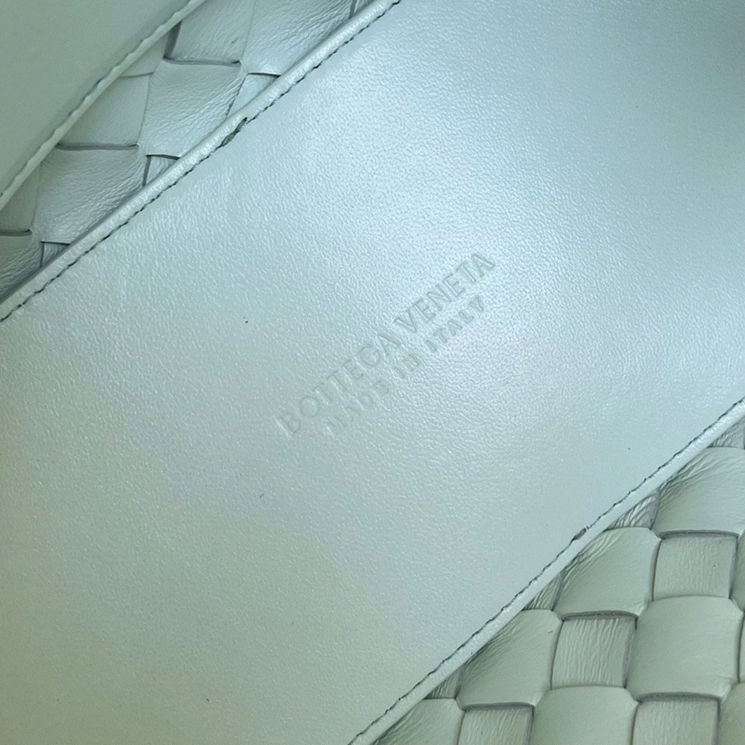 Replica B0tt*ga Ven*ta Small Andiamo Bag Glacier