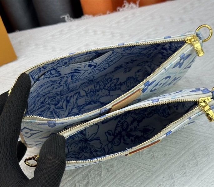 L0vis Vvtt0n LV By The Pool Monogram Tiles Canvas Multi Pochette Accessoires In Lagoon Blue