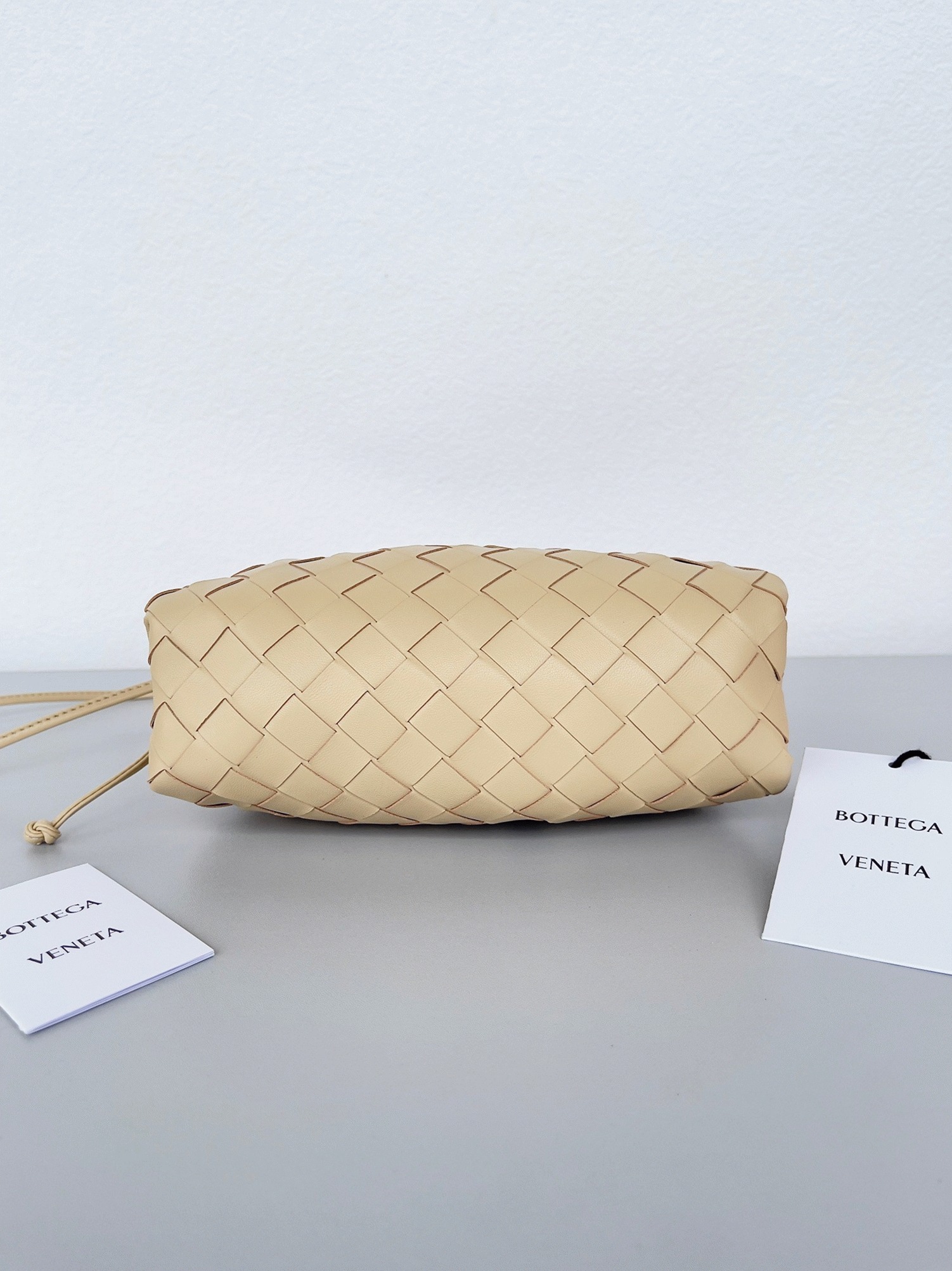 Knockoff B0tt*ga Ven*ta Mini Pouch with Strap Porridge