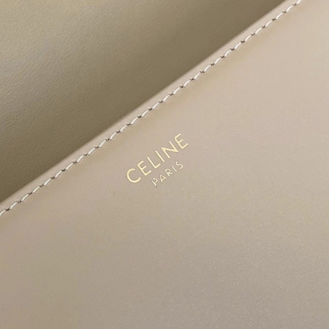 Top Quality Faux Ce1i*e Triomphe Large Bag In Nude