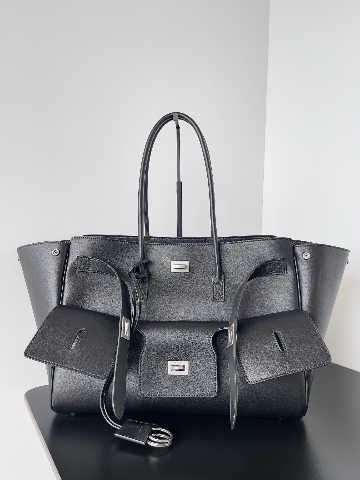 Knockoff Ba1en*iaga Bel Air Carry All Medium Bag Noir Calfskin