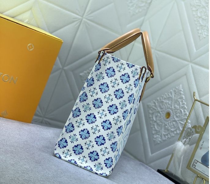 L0vis Vvtt0n LV By The Pool Monogram Tiles Canvas Onthego MM Tote In Lagoon Blue