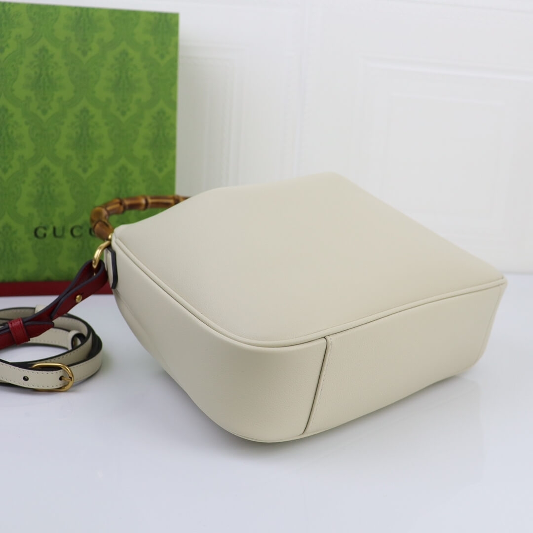 Gvc*1 Diana Medium Shoulder Bag