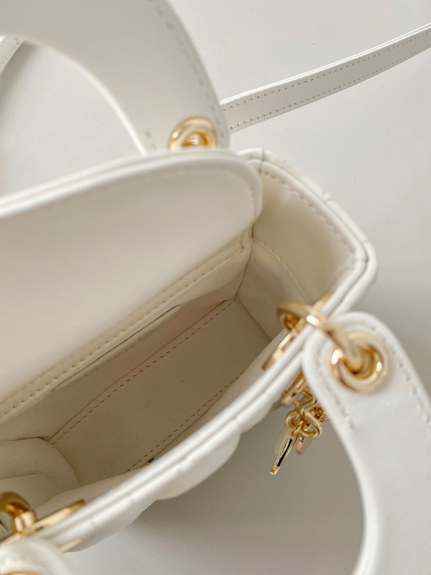 D10r Lady D10r Micro Bag Knockoff in White Cannage Lambskin