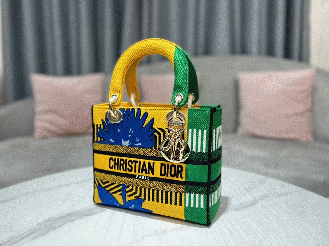 D10r Lady D-Lite Medium Bag Fake in Yellow Green D-Flower Pop Embroidery