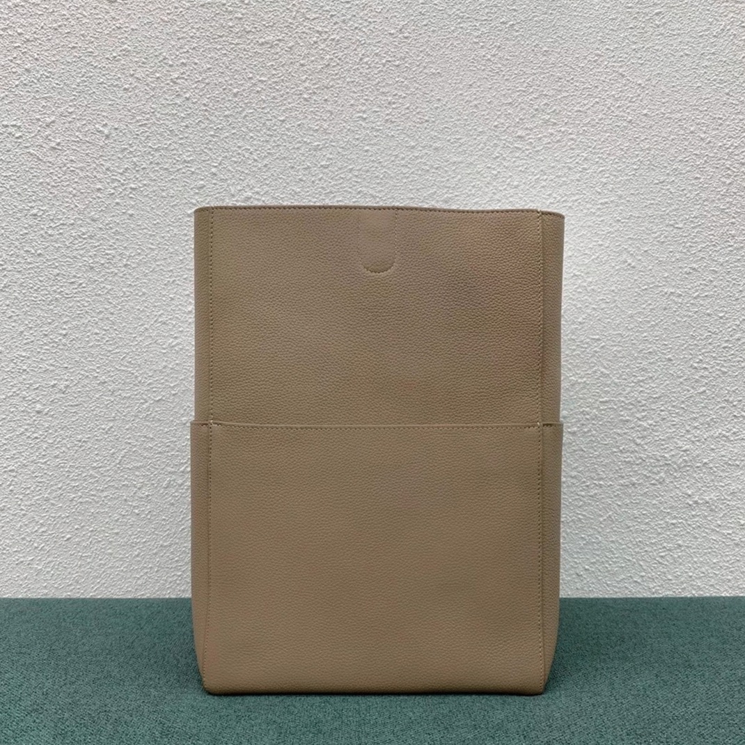 Top Quality Fake Ce1i*e Sangle Bucket Bag In Taupe Grained Calfskin