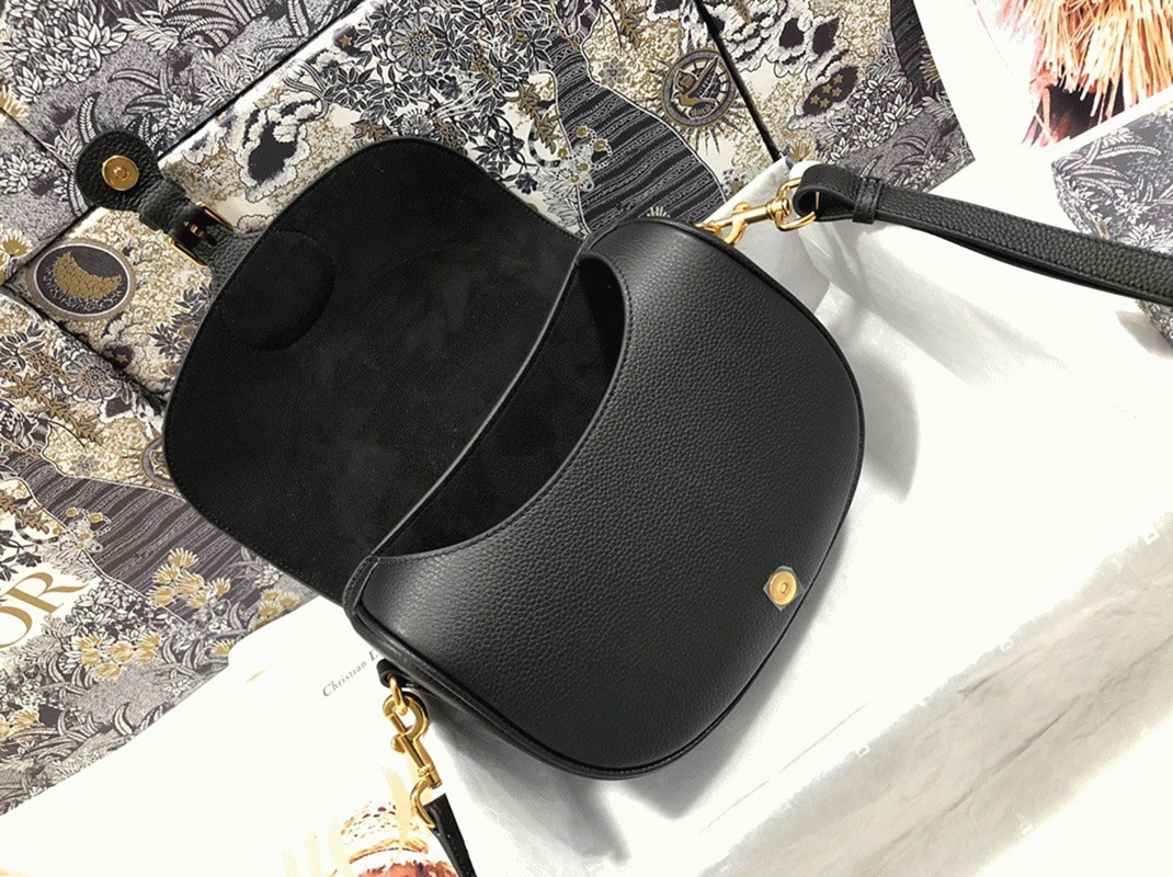 D10r Bobby Medium Bag Knockoff in Black