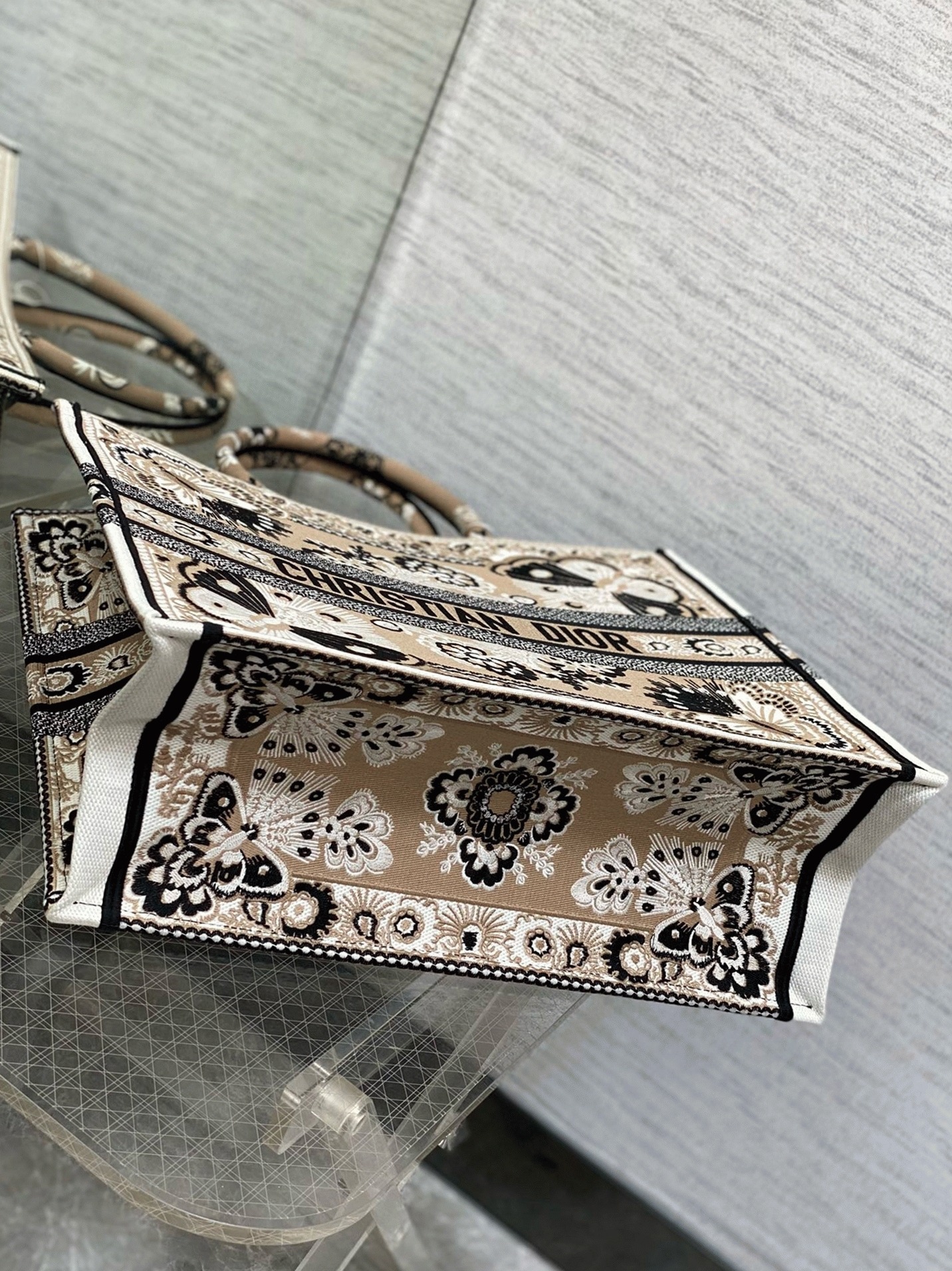 D10r Large Book Tote Bag Fake in Beige Butterfly Bandana Embroidery