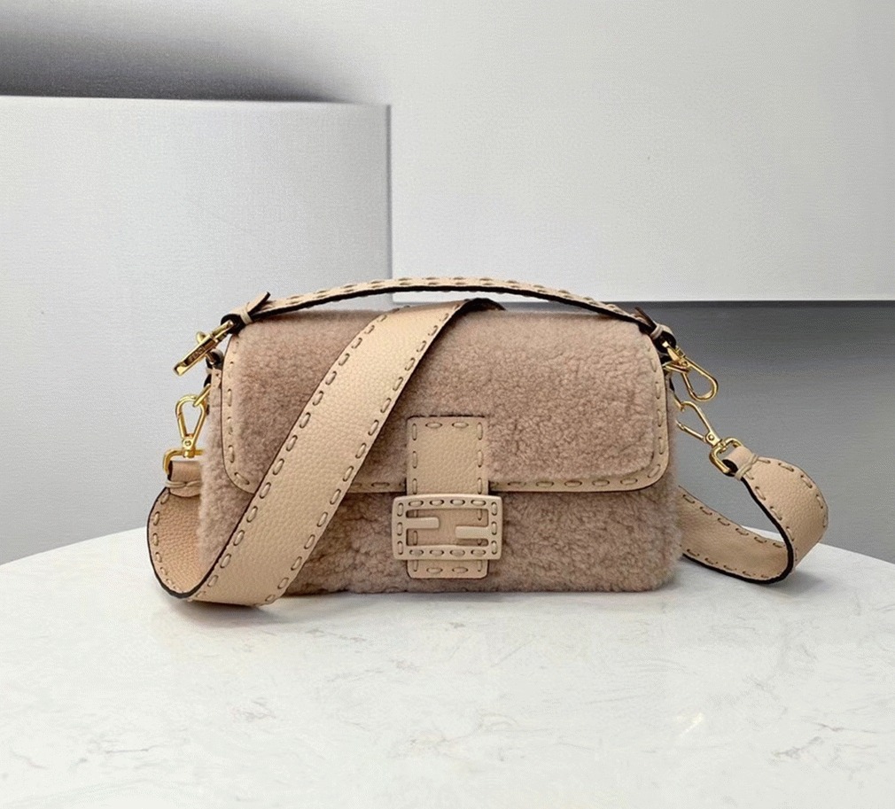 Top Quality Fake F**di Medium Baguette Bag In Beige