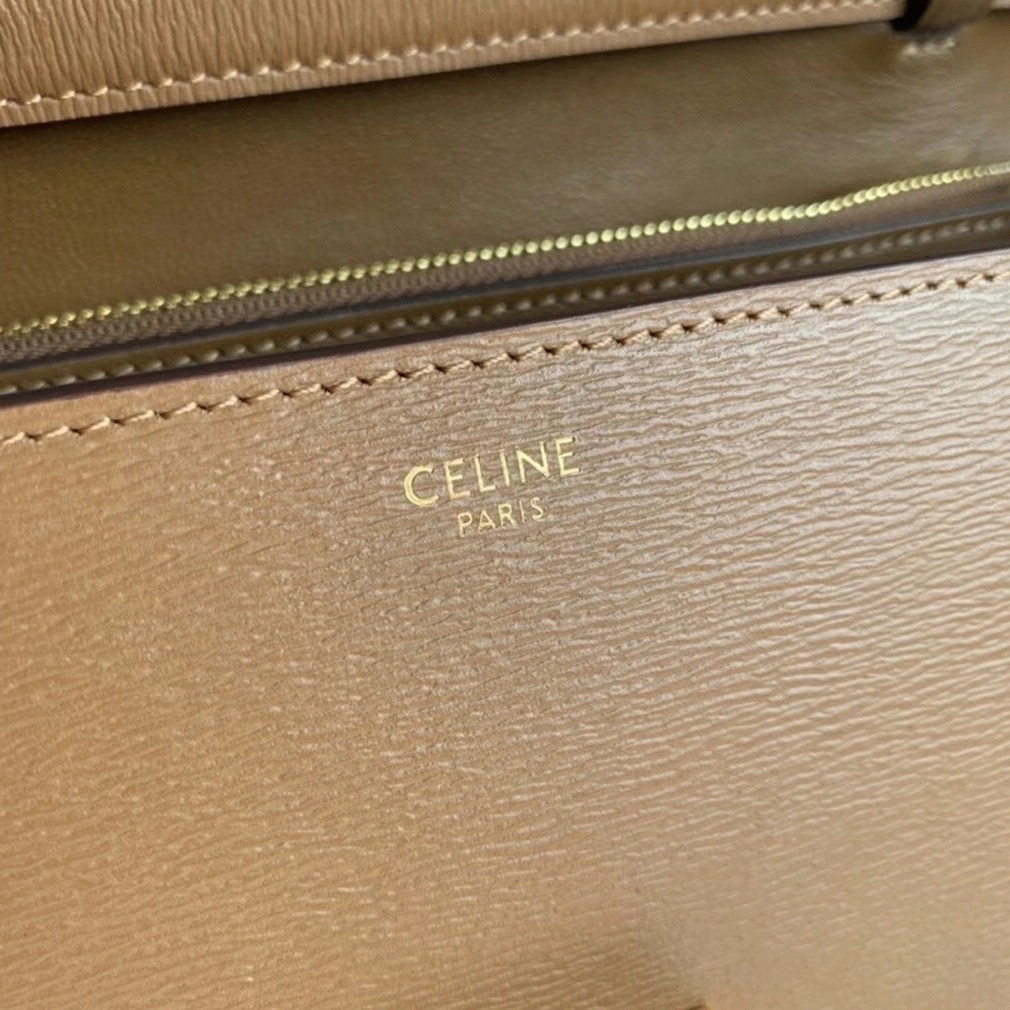 Top Quality Replica Ce1i*e Classic Box Medium Bag In Camel