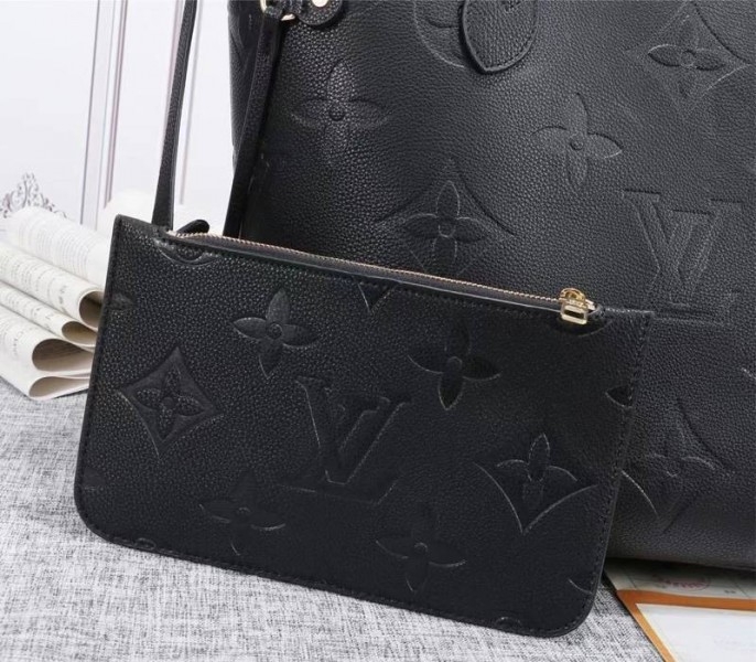 L0vis Vvtt0n Monogram Empreinte Neverfull MM Tote In Black