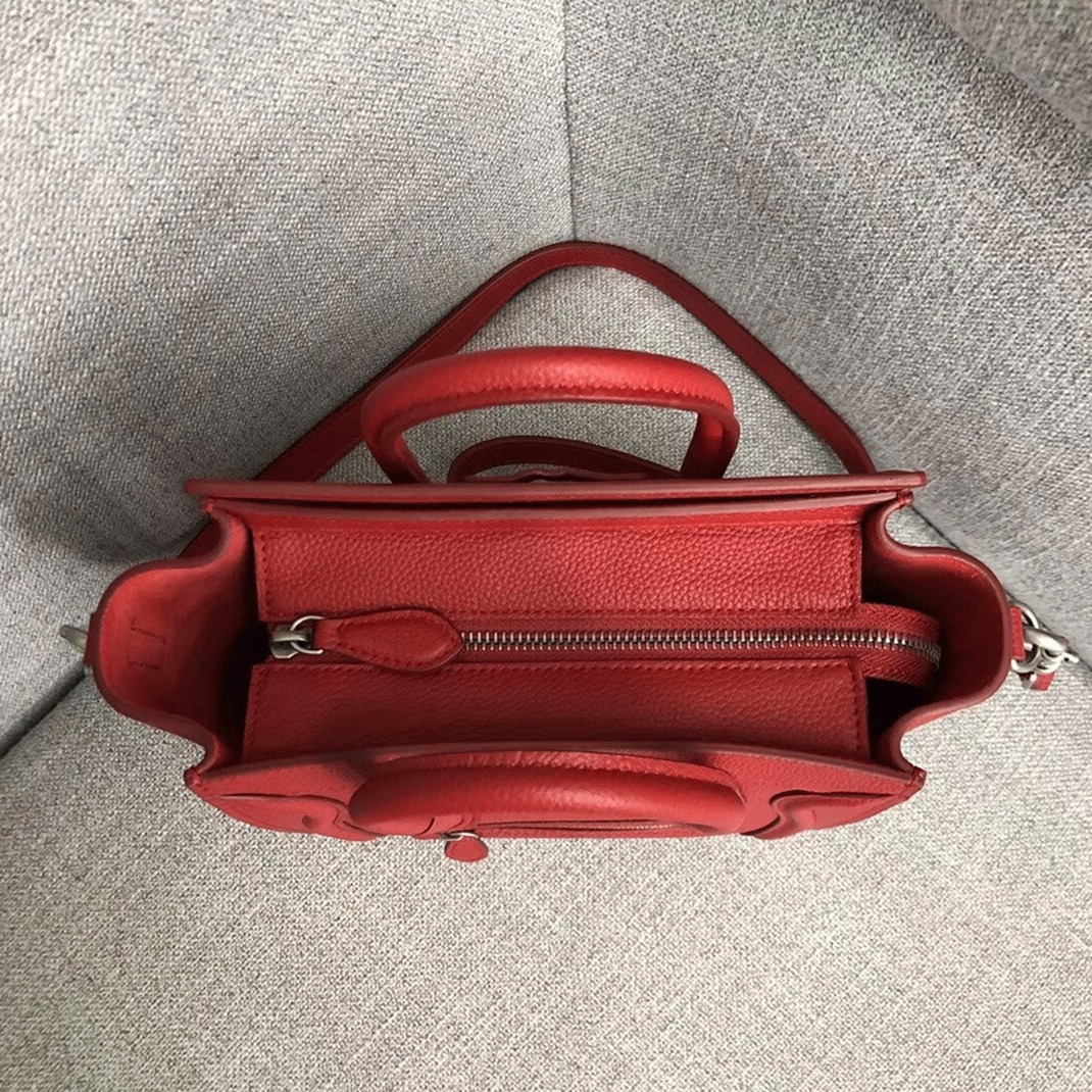 ce1i*e nano lU*gage tote bag fake in red