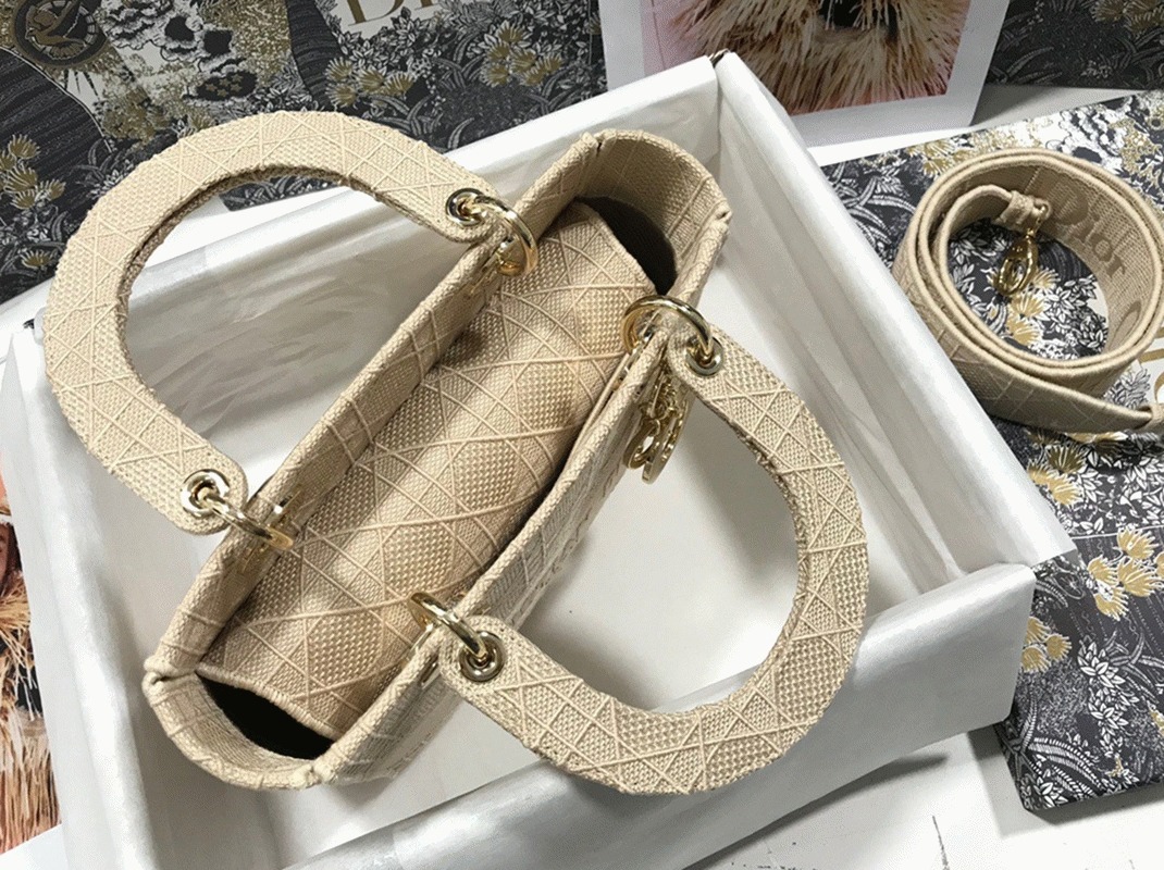 D10r Lady D-Lite Medium Bag Knockoff in Beige Cannage Embroidered Canvas