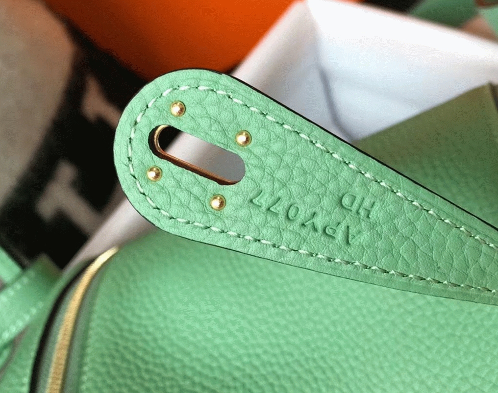 Knockoff H**me5 Lindy Mini handbag in vert criquet color