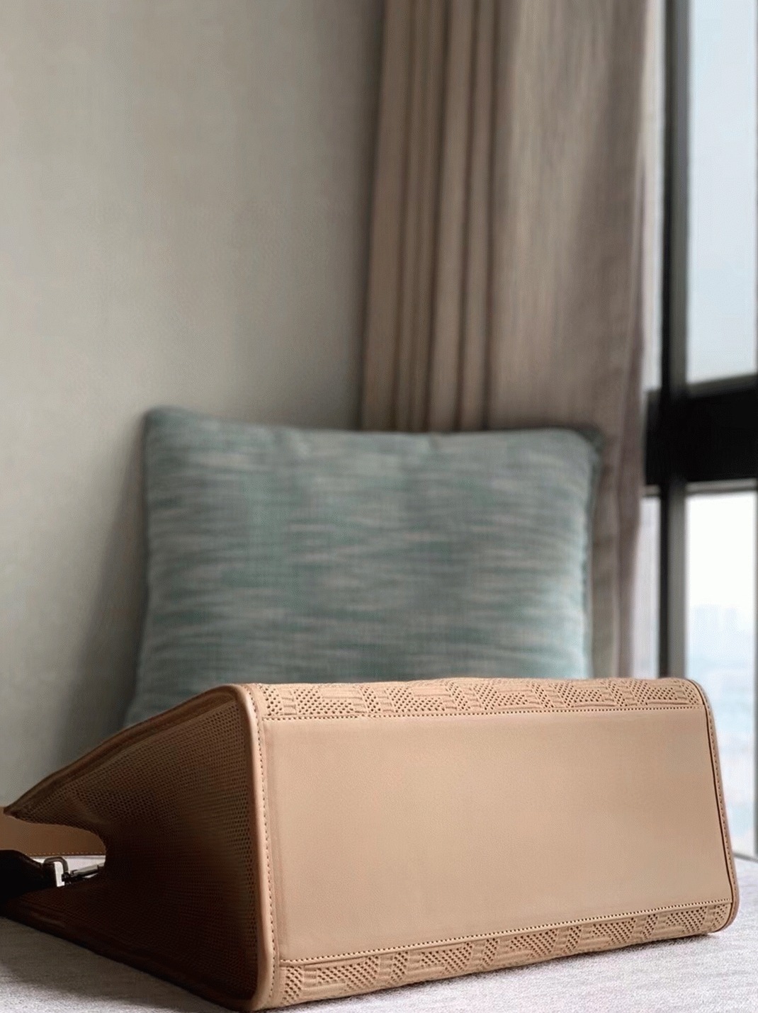 Top Quality Knockoff F**di Sunshine Medium Tote Bag In Beige FF Fabric
