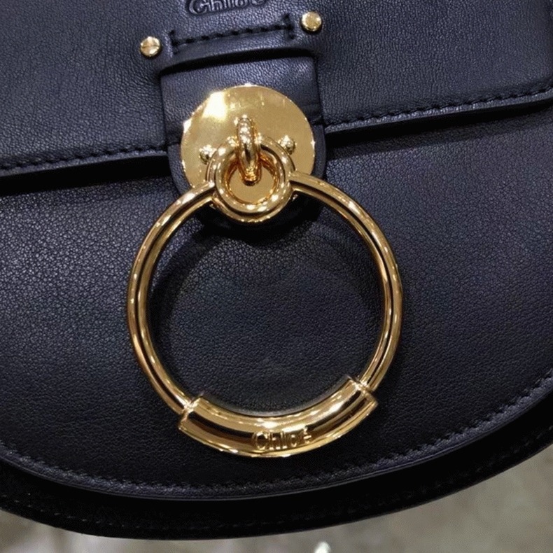 top quality knockoff Ch10e small tess shoulder bag in black calfskin