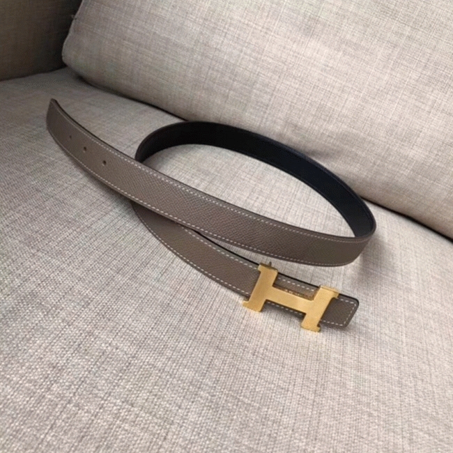 Knockoff H**me5 Mini Constance belt buckle crafted in taupe epsom