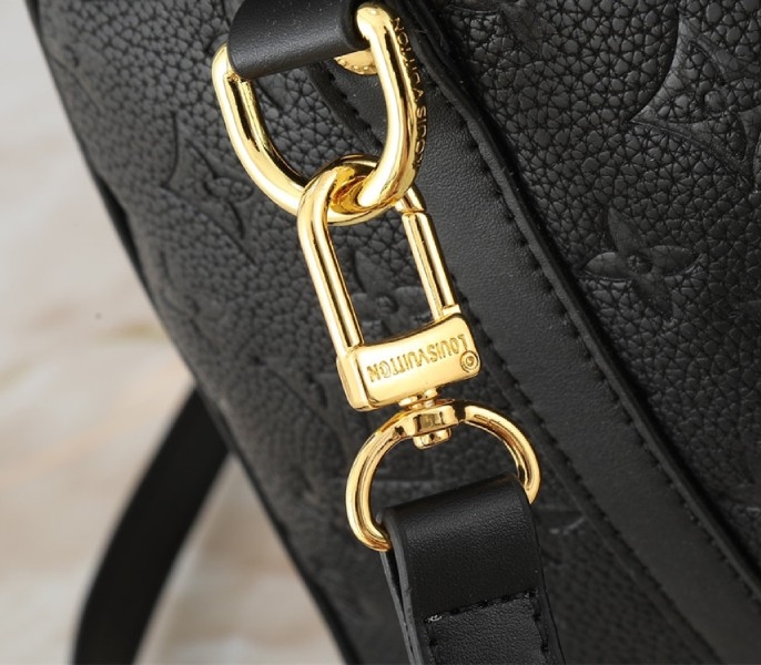 L0vis Vvtt0n Monogram Empreinte Speedy Soft 30 Handbag In Black