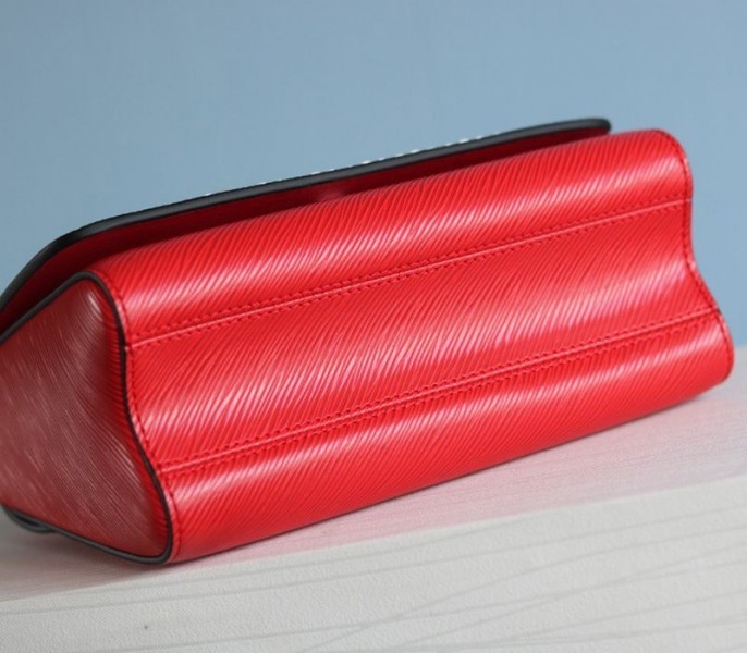 L0vis Vvtt0n Epi Leather Twist MM Canvas Trompe loeil Braid Bag In Red